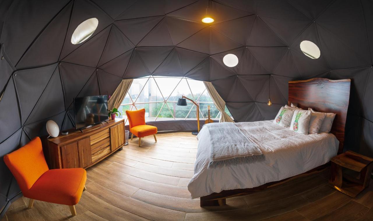 Chira Glamping Resort Monteverde Exteriör bild