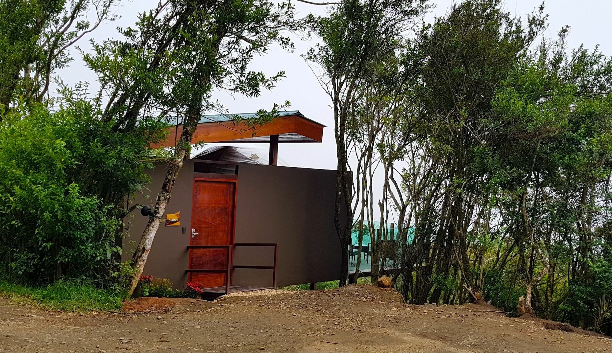 Chira Glamping Resort Monteverde Exteriör bild